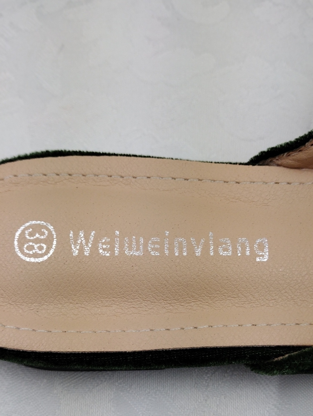 Weiweinvlang Dark Green Floral Embroidered Velvet Point Toe Low Heel Mule Shoe - Picture 10 of 16